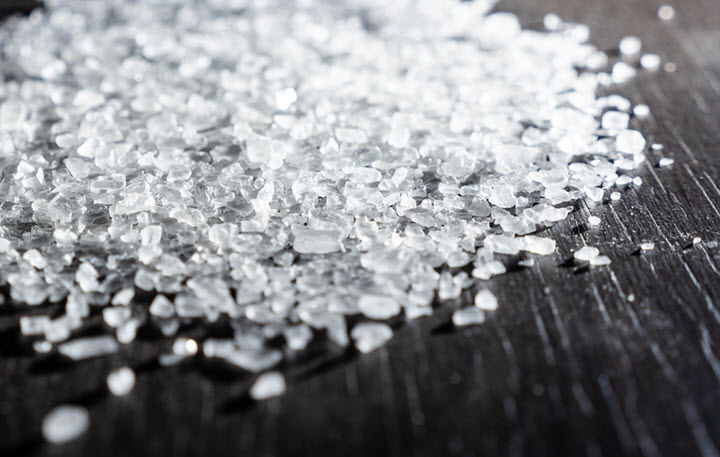 white salt crystals - Peugeot Saveurs